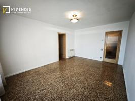 PISO EN VENTA EN PARDIÑAS photo 0