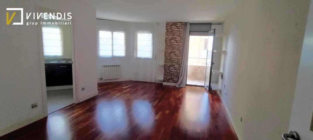 PISO EN VENTA EN LLEIDA photo 0