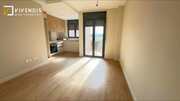 PISO EN VENTA EN LLEIDA photo 0