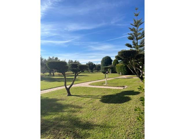 Vivienda en venta en Golf Park, Panoramica photo 0