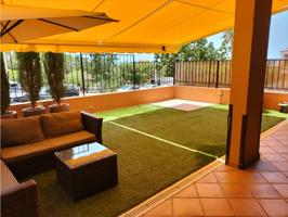 Se vende apartamento con jardin en zona Bahia de Duque photo 0