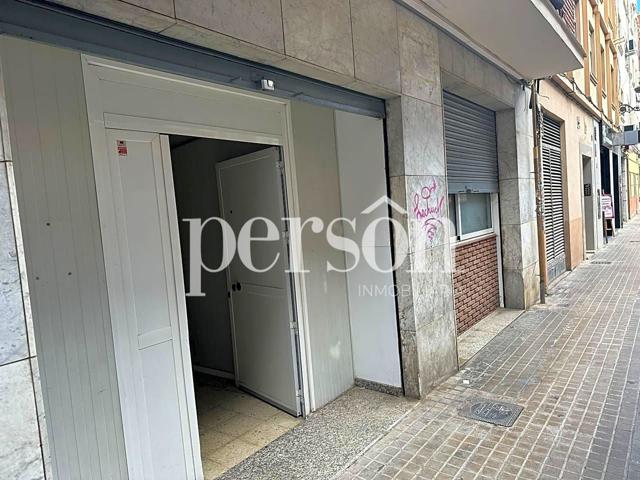 Local comercial en venta en Patraix photo 0