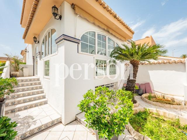 Chalet en Playa del Mareny blau photo 0