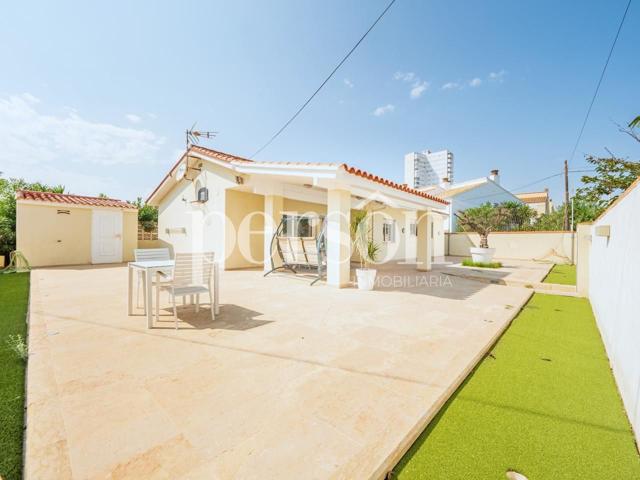 Chalet en venta junto al mar en Valencia photo 0