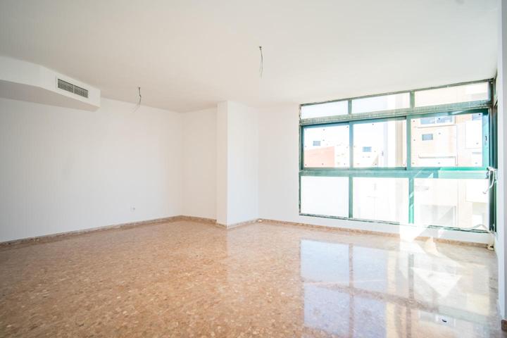 Piso en venta en Torrent de 99 m2 photo 0