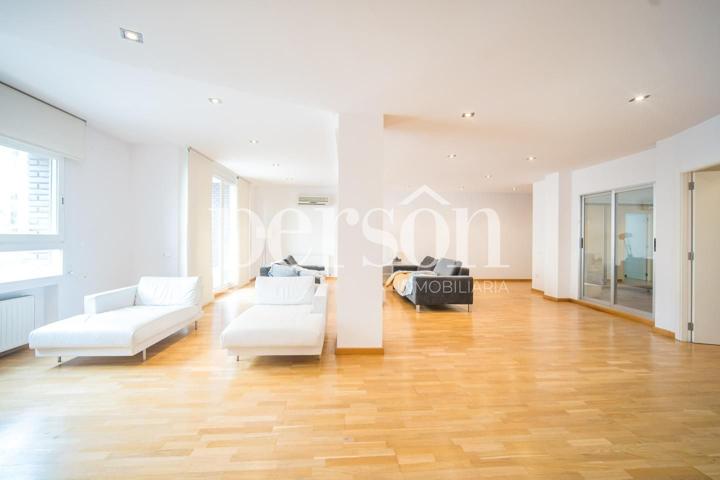 Exclusiva vivienda de lujo en el corazón de Valencia photo 0