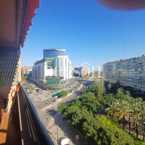 PISO EN RESIDENCIAL CORTE INGLÉS FRANCIA photo 0