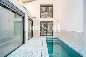 Duplex en venta junto a los Jardines del Río con piscina photo 0
