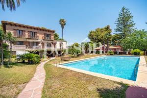 Chalet de grandes dimensiones en Santa Apolonia photo 0