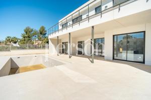 Casa-chalet independiente en Alfinach photo 0