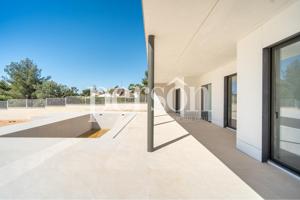 Casa-chalet independiente en Alfinach photo 0