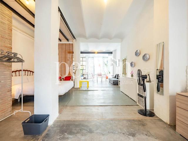 Loft en venta con licencia turistica en Torrefiel photo 0