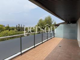 Piso con terraza en alquiler en Nou Campanar photo 0