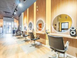 TRASPASO DE PELUQUERÍA CONSOLIDADA photo 0