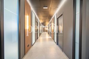 Local comercial en rentabilidad – 10 oficinas junto a la Ciudad de las Artes photo 0