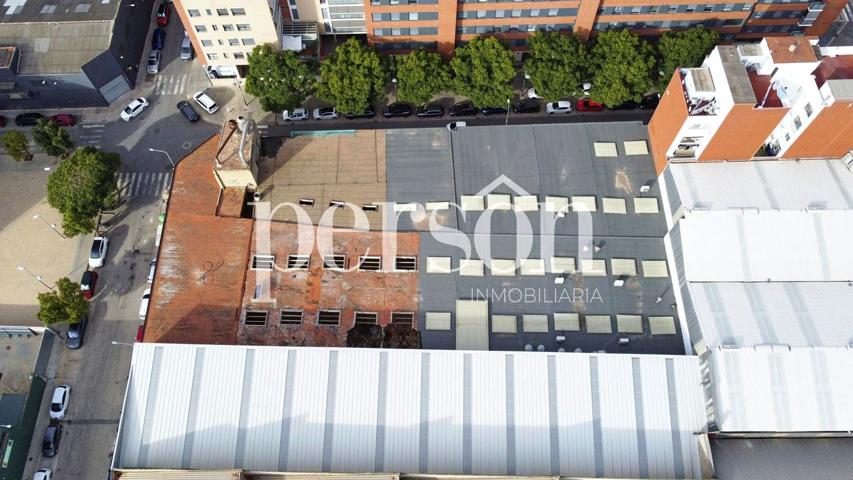 OPORTUNIDAD ÚNICA EN BENETÚSSER –VENTA NAVE INDUSTRIAL ESQUINERA DE 1.020 m² photo 0