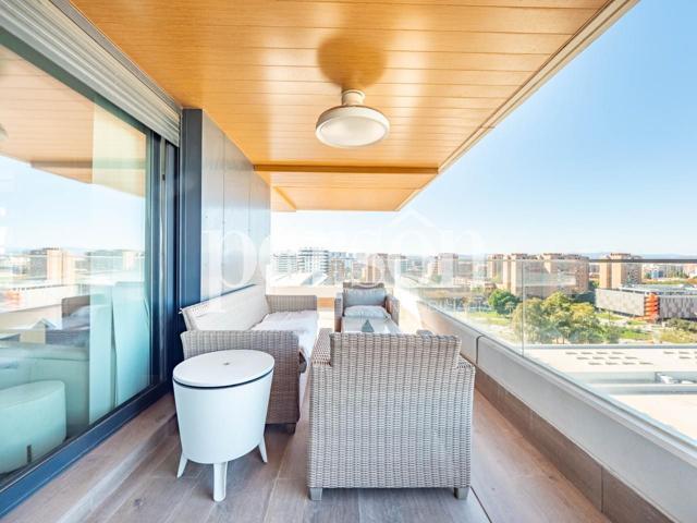 PISO EN VENTA DE 3 HABITACIONES EN EL ROIG ARENA photo 0