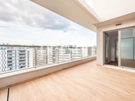 Atico en venta de obra nueva con piscina cerca del puerto de Valencia photo 0