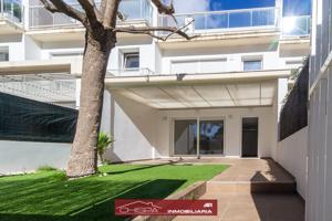 Precioso adosado en alquiler en una de las mejores zonas de Nàquera photo 0