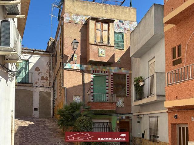 Casa pare rehabilitar íntegramente en el casco antiguo photo 0