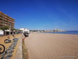 Restaurante en primera línea de mar en L'Escala photo 0