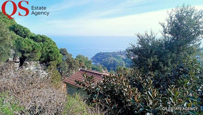 Parcela con vistas al mar en urb. Cala Sant Francesc, Blanes photo 0