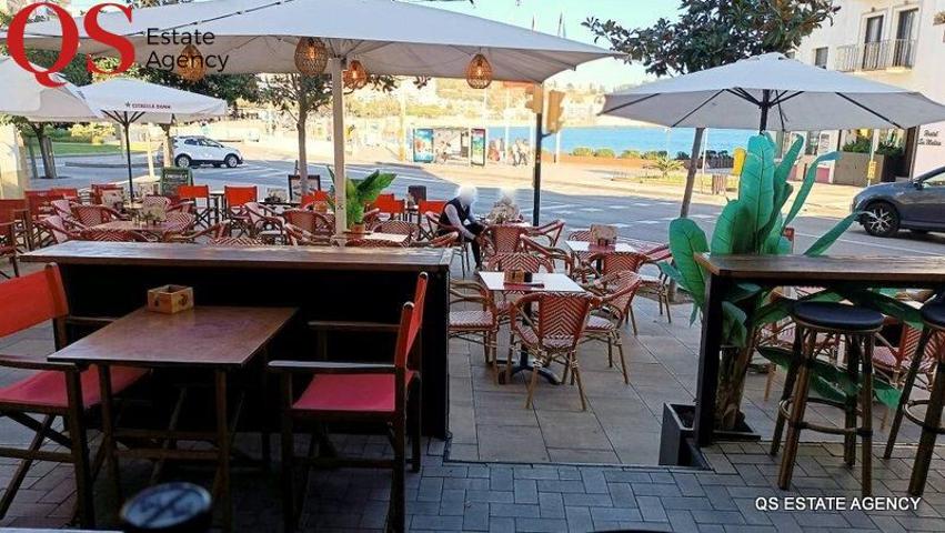 Bar-restaurante en traspaso con vistas al mar en centro de Blanes photo 0