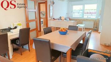 Casa adosada en venta en centro de Vidreres photo 0