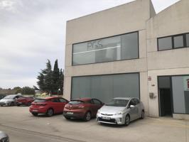 Nave Industrial en venta en Valladolid de 581 m2 photo 0