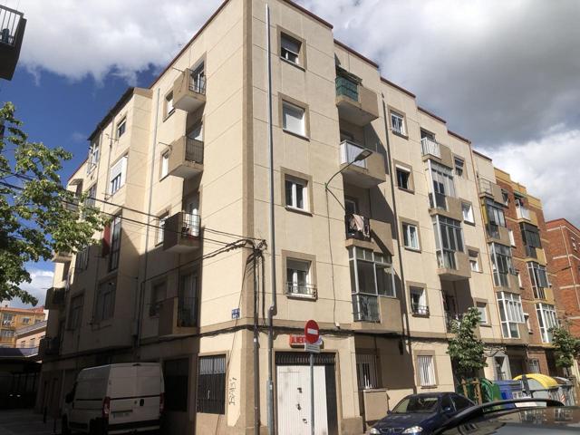 Piso en venta en Valladolid de 69 m2 photo 0