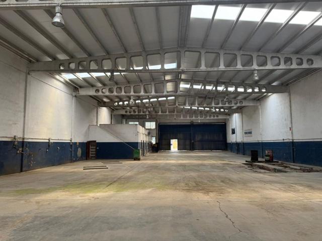 MAGNIFICA NAVE DIAFANA REFORMADA Y CAMBIADA TOTALMENTE LA CUBIERTA photo 0