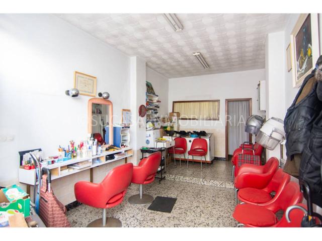 Se vende local comercial a pie de calle en Monte das Moas photo 0