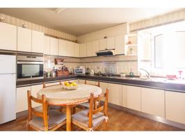 Oportunidad – Casa con gran terreno en Carral photo 0