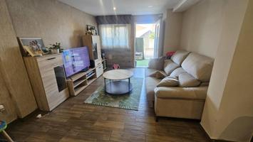 planta baja con terraza en chapela,cerca de todo. photo 0