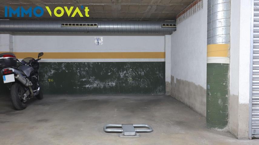 Parking en venta cerca de Parc Migdia photo 0