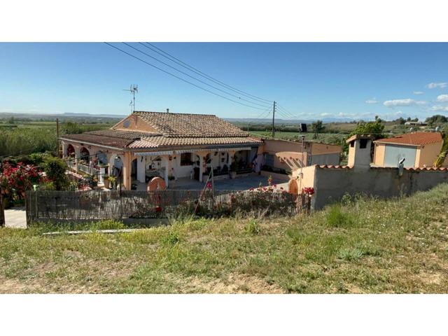 Venta de Casa de Campo con Terreno en Albalate de Cinca photo 0