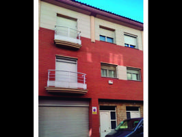 Casa en venta en Monzón photo 0