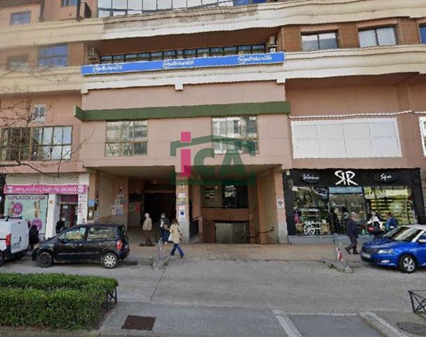 GARAJES EN VENTA EN EL CENTRO DE LA CIUDAD. EDIFICIO PLAZA DE EUROPA photo 0