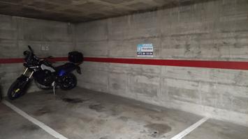 Parking en venta en la plaza Europa de Santa Coloma de Farners. photo 0
