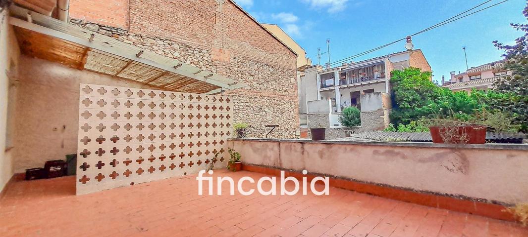 Casa de pueblo en Santa Coloma de Farners. photo 0