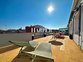 Bright, Airy, and Inviting: Your Perfect City Home with Rooftop Terrace in Hostafrancs photo 0