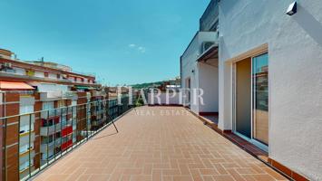 ÁTICO CON TERRAZA NUEVA EN CALLE ENTENÇA photo 0