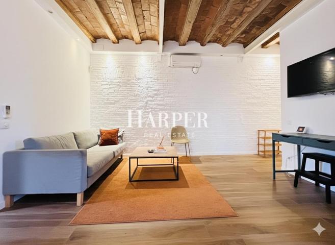 Piso reformado con encanto en el corazón del Raval photo 0