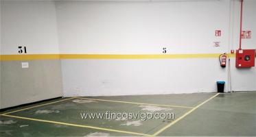 Amplia plaza de garaje C- Bailén (Zona Travesia de Vigo-Aragón) photo 0