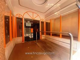 Venta Local comercial calle Camelias 80 photo 0