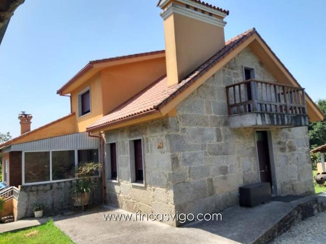 CASA RÚSTICA  CON VIÑA Y MONTE EN PONTEAREAS photo 0