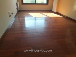 APARTAMENTO DE DOS DORMITORIOS CON GARAJE SIN MUEBLES photo 0