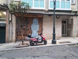 Bajo calle Hernán Cortes de Vigo photo 0