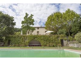 Masia en venta en Anglès photo 0