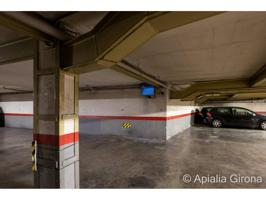 Parking en venta en Eixample-Centre photo 0